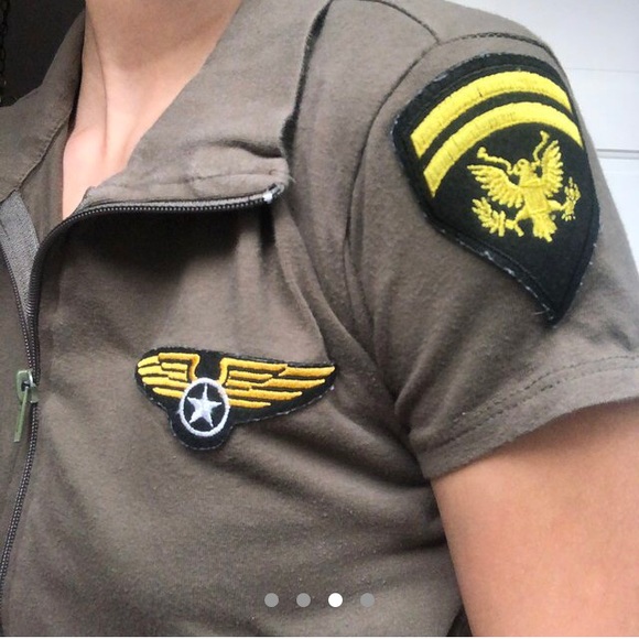 army badge zip-up top - Picture 3 of 4